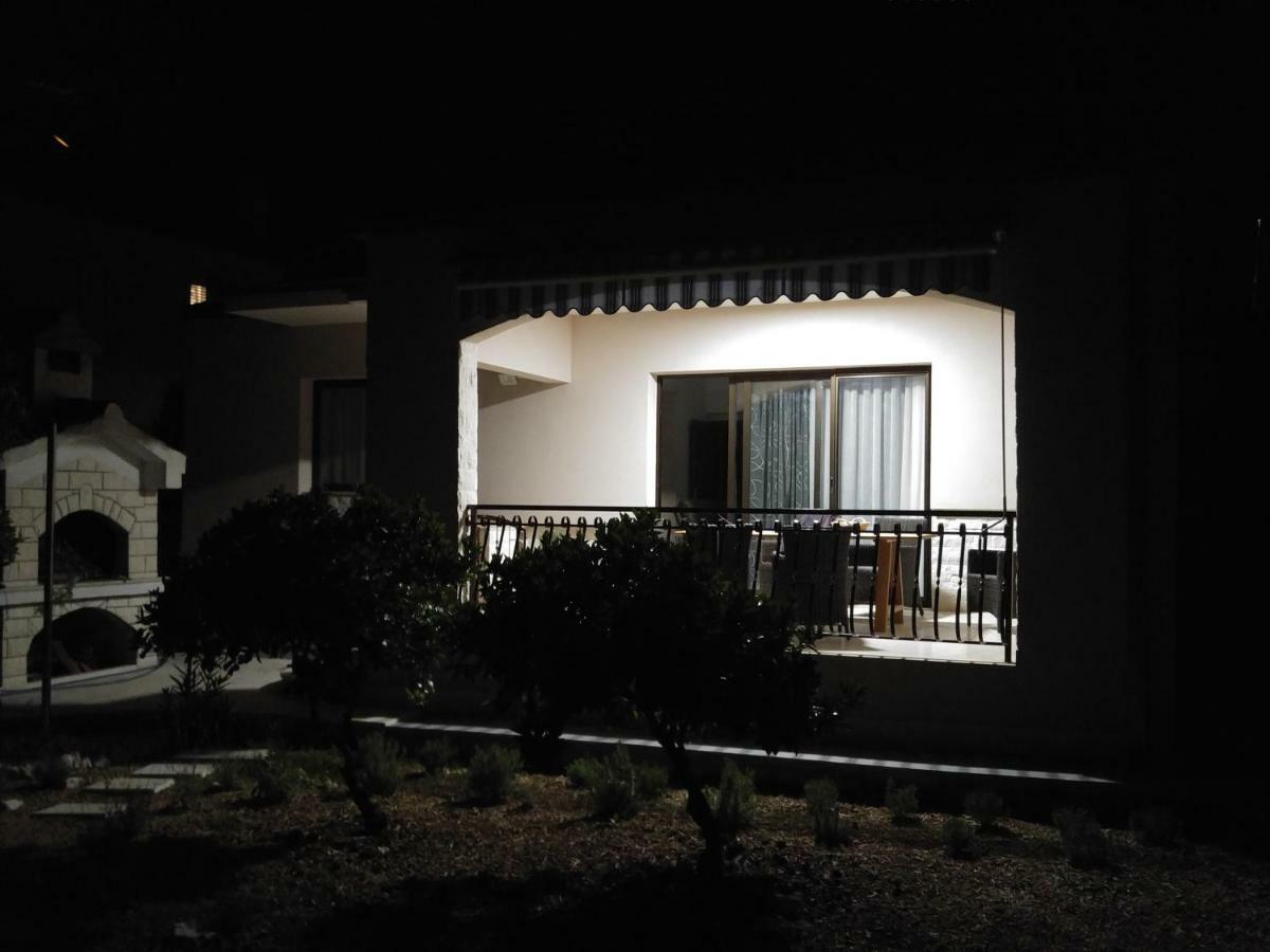 Holiday Home Ruzmarin 特罗吉尔 外观 照片